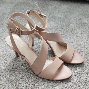 EUC WOMEN'S NINE WEST NUDE STILETTO OPEN TOE PUMPS HEELS SIZE 9.5 3.5" HEEL
